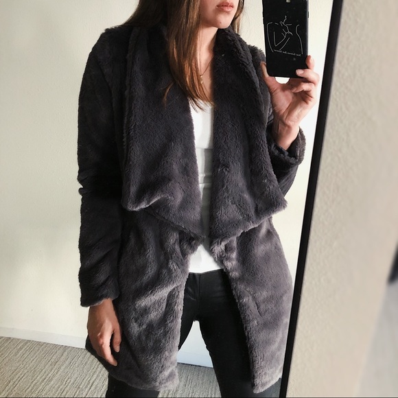 CHARCOAL FAUX FUR CARDIGAN - Picture 5 of 7